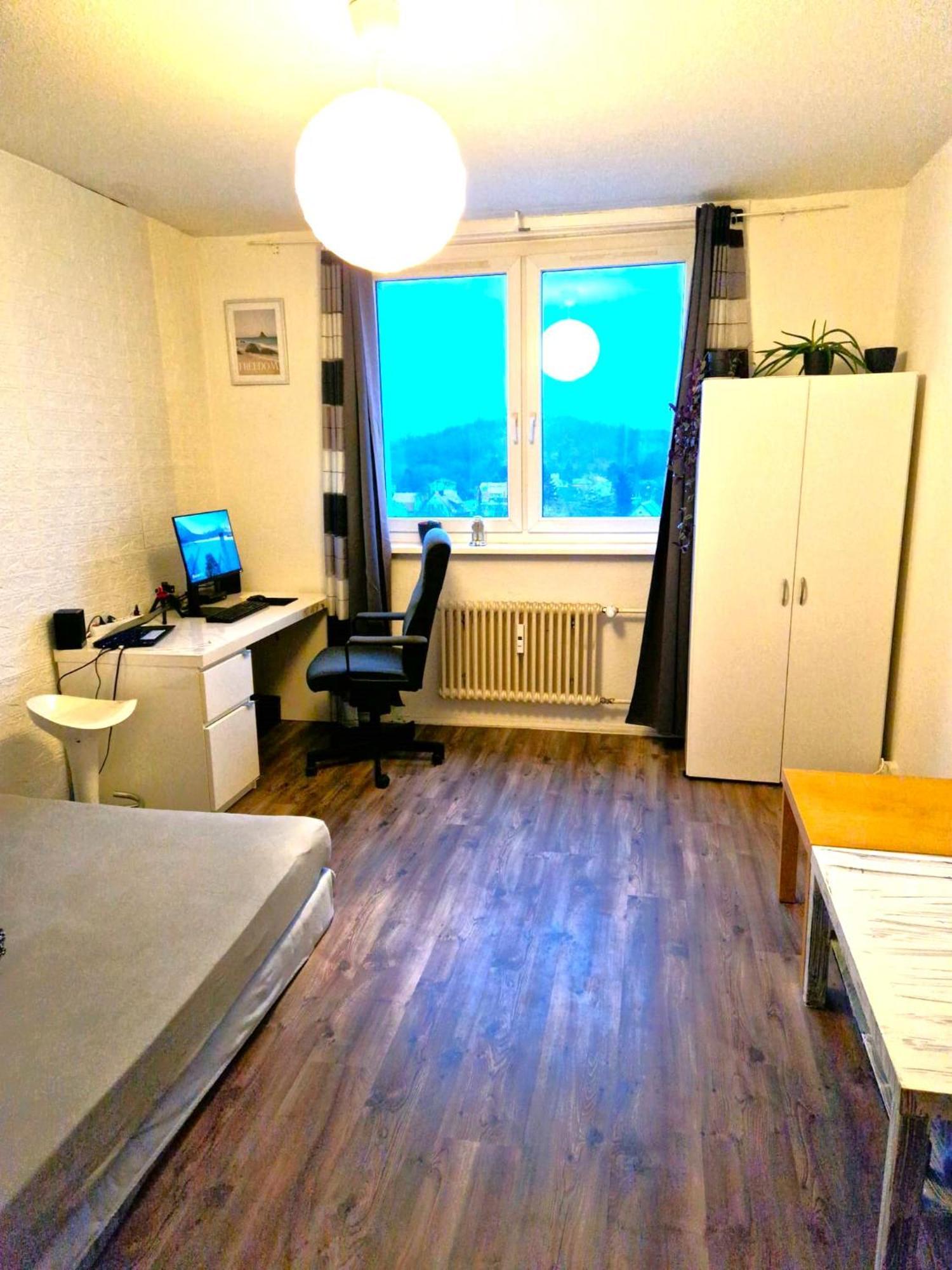 Séjour chez l'habitant 20m² Cozy Nice 12 Min. Near The Center Alexandeplatz